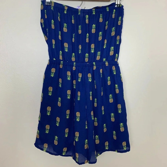 Francesca’s • Strapless Pineapple Romper - Picture 5 of 7
